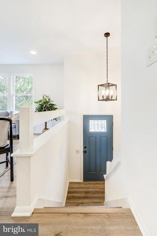 532 KINGSTON RD, Harrisburg, PA 17112