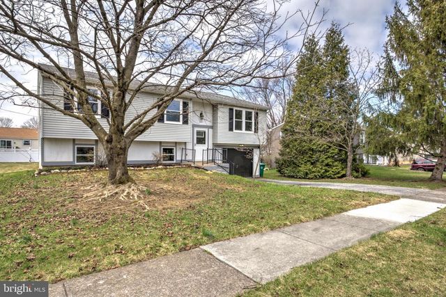 532 KINGSTON RD, Harrisburg, PA 17112