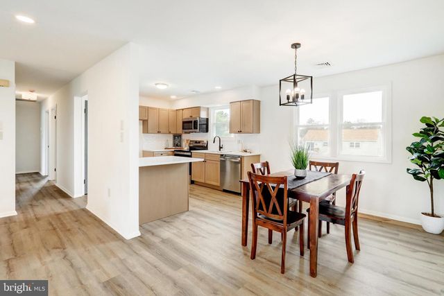 532 KINGSTON RD, Harrisburg, PA 17112