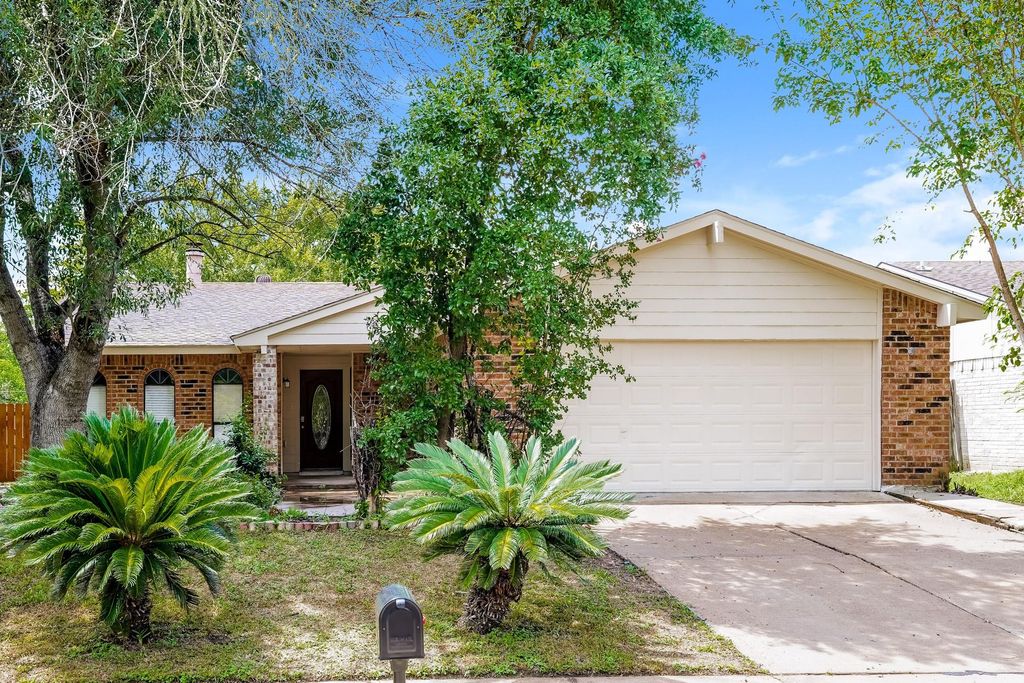 17611 Ranch Country Road, Hockley, TX 77447