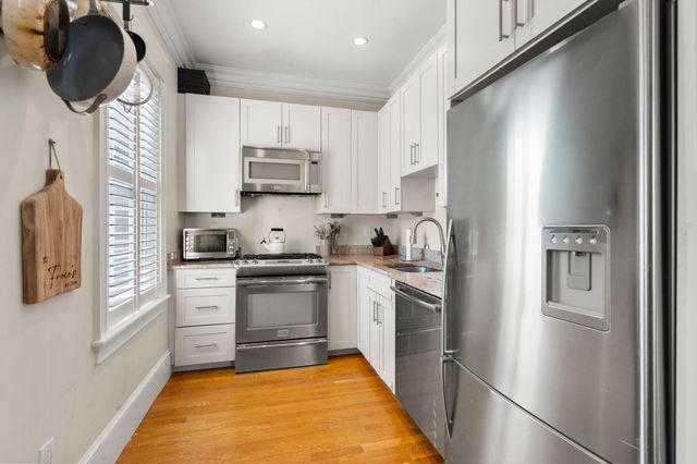 31 Story St 3, Boston, MA 02127