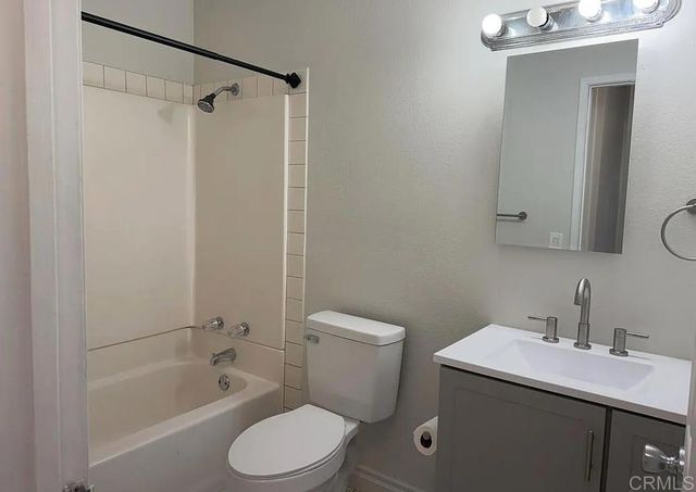52121 Avenida Velasco, La Quinta, CA 92253