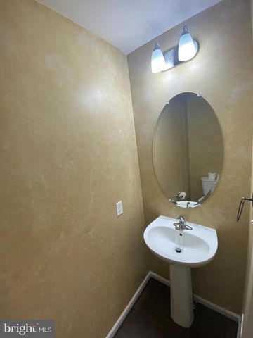 37 CECILY WAY, Ranson, WV 25438