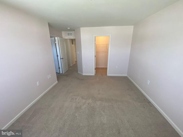 37 CECILY WAY, Ranson, WV 25438