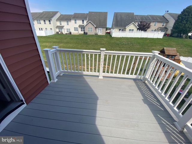 37 CECILY WAY, Ranson, WV 25438