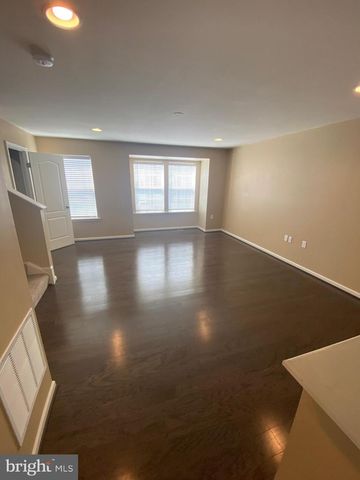37 CECILY WAY, Ranson, WV 25438