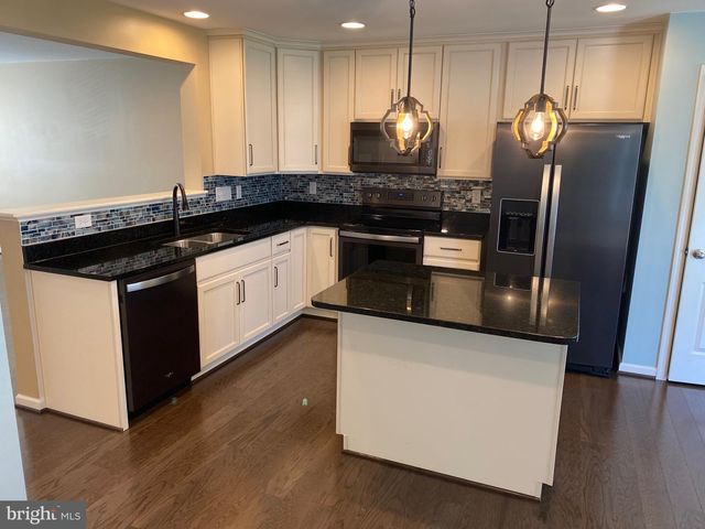 37 CECILY WAY, Ranson, WV 25438