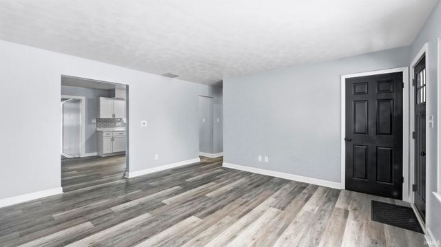 720 E Camden Drive, Fort Wayne, IN 46825