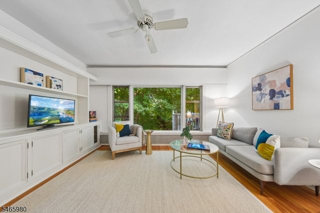 15 Patton Pl, Montclair Twp., NJ 07043