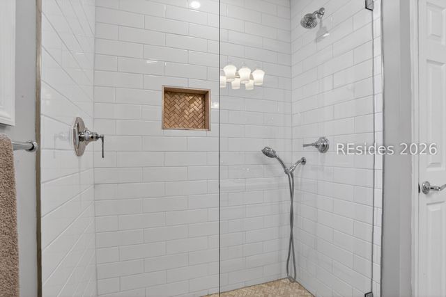 7 Regent Ave, Bluffton, SC 29910