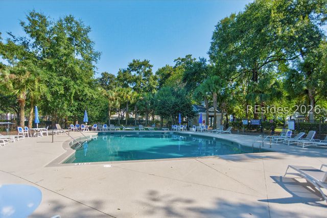 7 Regent Ave, Bluffton, SC 29910