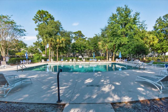 7 Regent Ave, Bluffton, SC 29910
