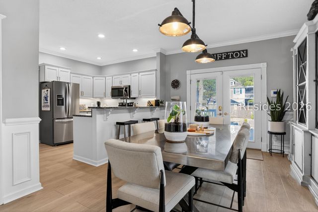 7 Regent Ave, Bluffton, SC 29910