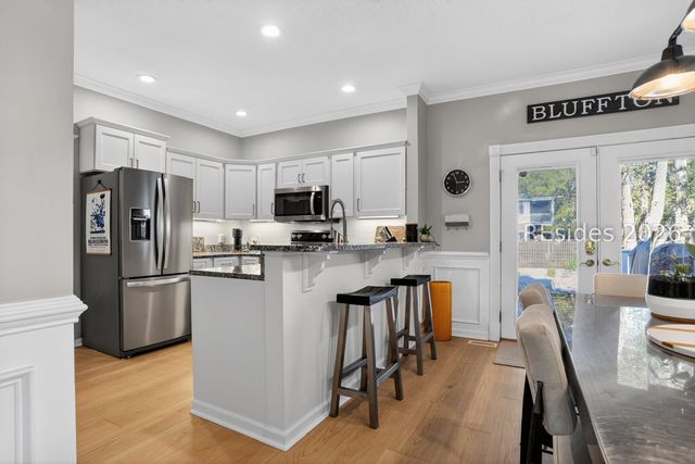 7 Regent Ave, Bluffton, SC 29910