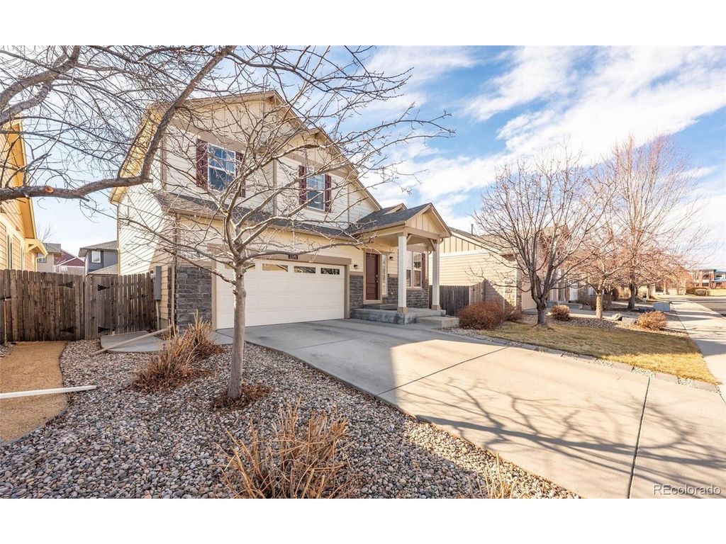 2109 Addie Rose Ln, Longmont, CO 80501