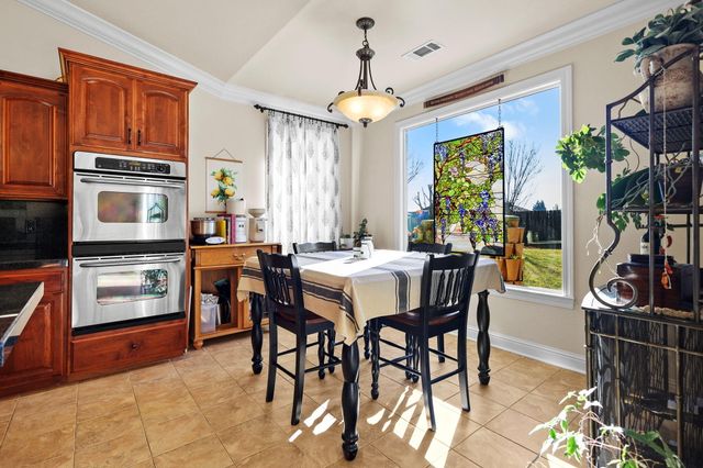 3183 Agassi Lane, Redding, CA 96002