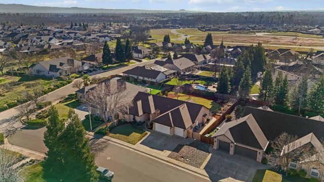 3183 Agassi Lane, Redding, CA 96002