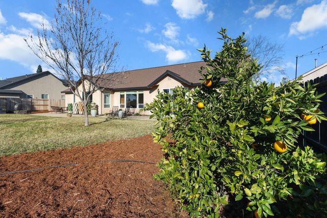 3183 Agassi Lane, Redding, CA 96002