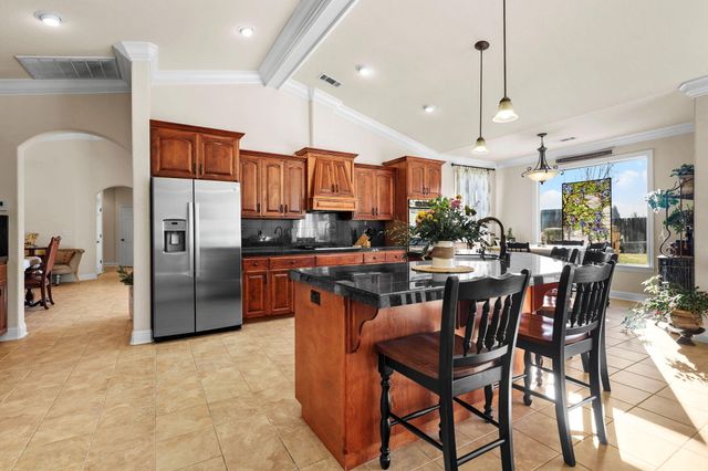 3183 Agassi Lane, Redding, CA 96002