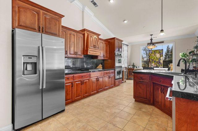 3183 Agassi Lane, Redding, CA 96002