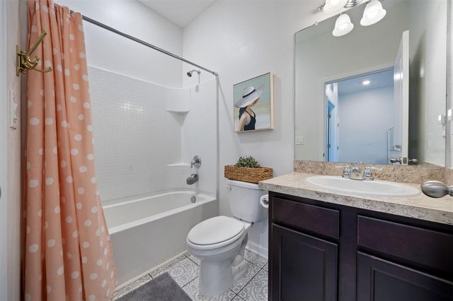 626 GARDEN OAKS SQUARE, Seffner, FL 33584