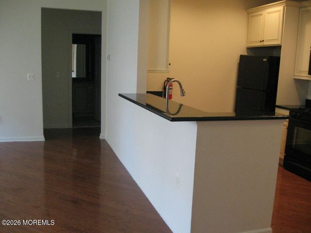 612 Sophee Lane, Lakewood, NJ 08701