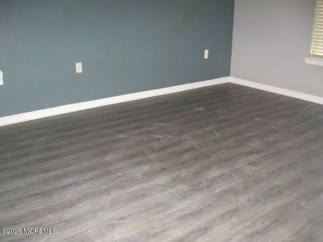 612 Sophee Lane, Lakewood, NJ 08701