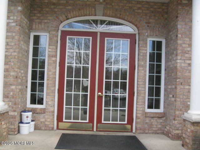 612 Sophee Lane, Lakewood, NJ 08701