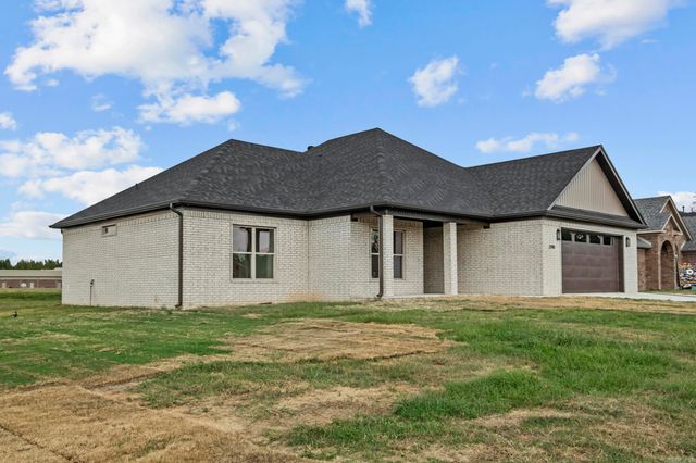 2390 Lakewood Circle, Cabot, AR 72023