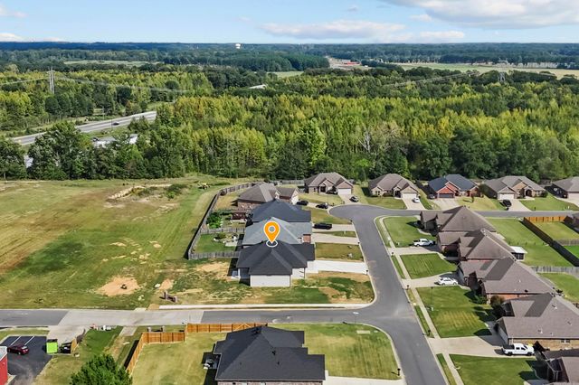 2390 Lakewood Circle, Cabot, AR 72023