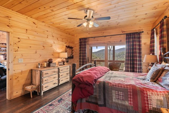 197 Cashes Valley Overlook, Cherry Log, GA 30522