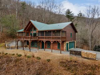 197 Cashes Valley Overlook, Cherry Log, GA 30522