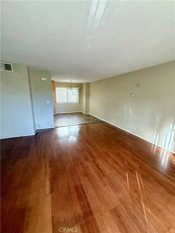 13080 Dronfield 3, Sylmar, CA 91342