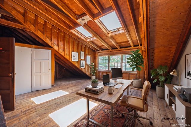102 Reid Avenue, Port Washington, NY 11050