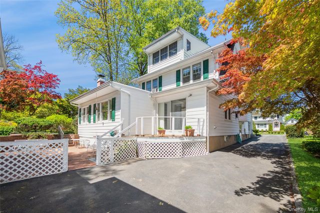 102 Reid Avenue, Port Washington, NY 11050
