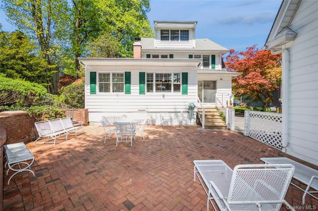 102 Reid Avenue, Port Washington, NY 11050