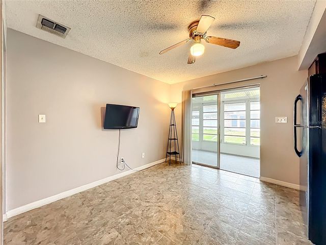 1264 VILLAGE WAY, Orlando, FL 32807