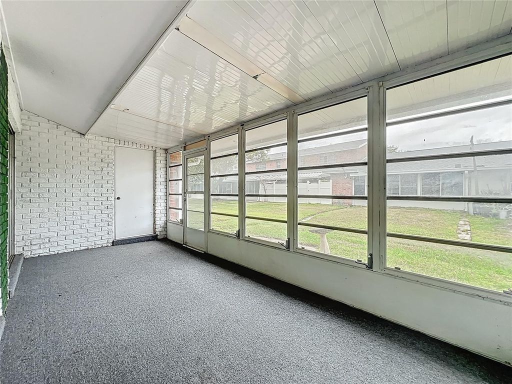 Image 21 of property listing at 1264 VILLAGE WAY, Orlando, FL 32807