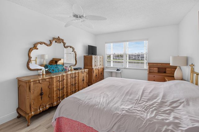 2008 EXETER A 2008, Boca Raton, FL 33434