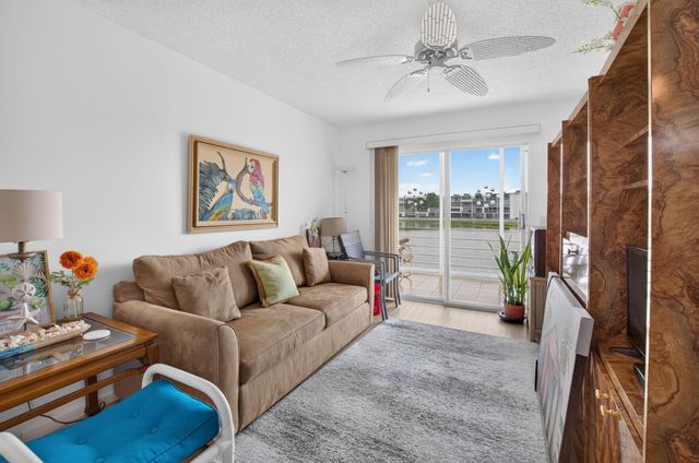 2008 EXETER A 2008, Boca Raton, FL 33434