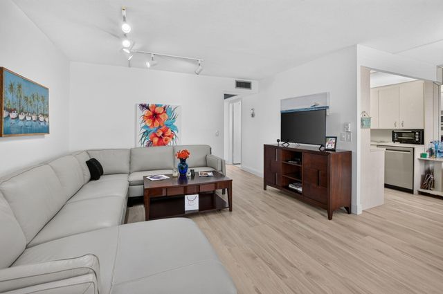 2008 EXETER A 2008, Boca Raton, FL 33434