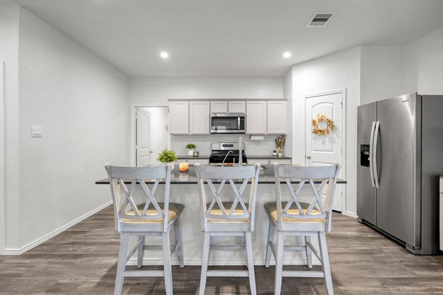 12818 Sunny Pass, Willis, TX 77318