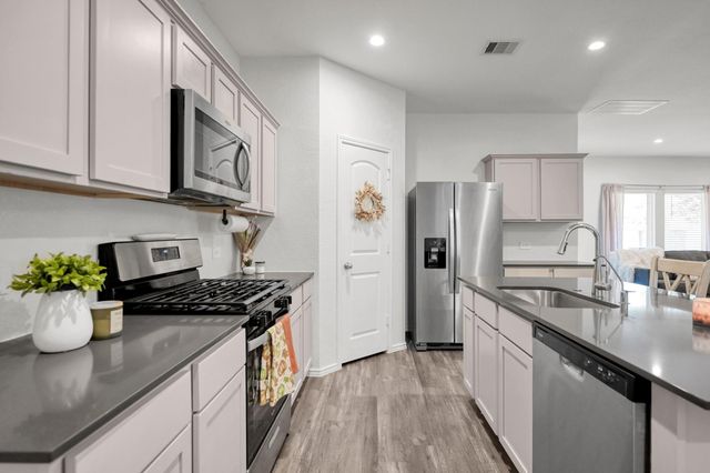 12818 Sunny Pass, Willis, TX 77318