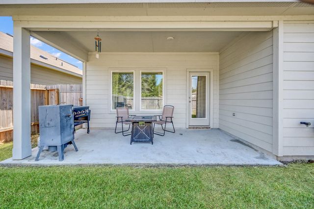12818 Sunny Pass, Willis, TX 77318