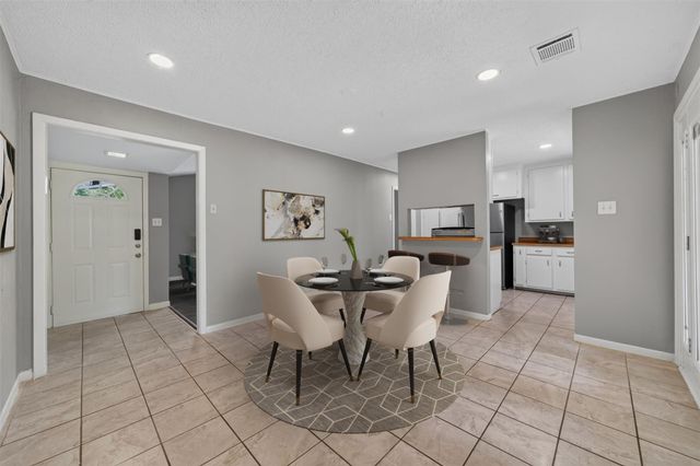 2110 Ridgemore Drive, Houston, TX 77055