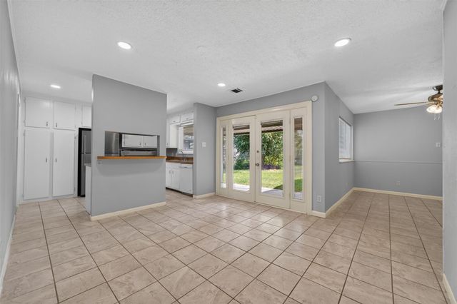 2110 Ridgemore Drive, Houston, TX 77055