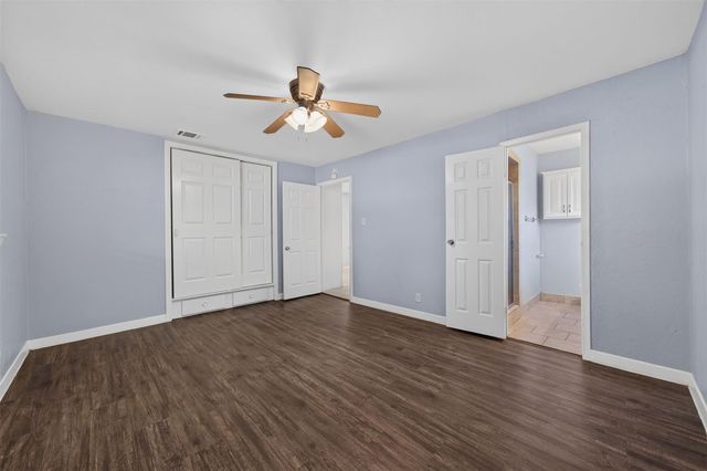 2110 Ridgemore Drive, Houston, TX 77055
