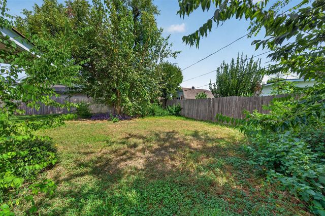 2110 Ridgemore Drive, Houston, TX 77055