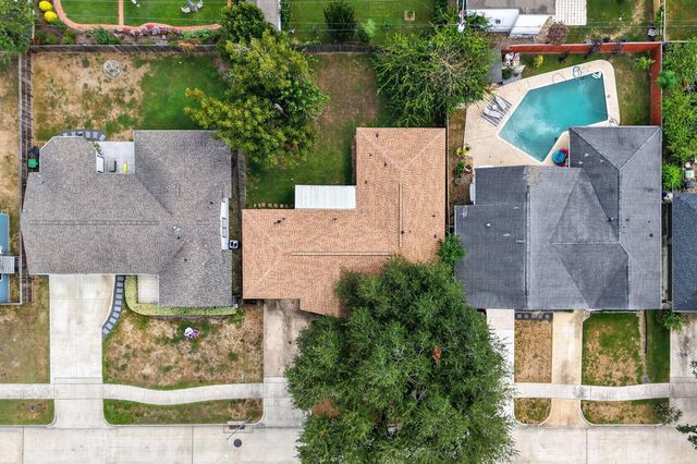 2110 Ridgemore Drive, Houston, TX 77055