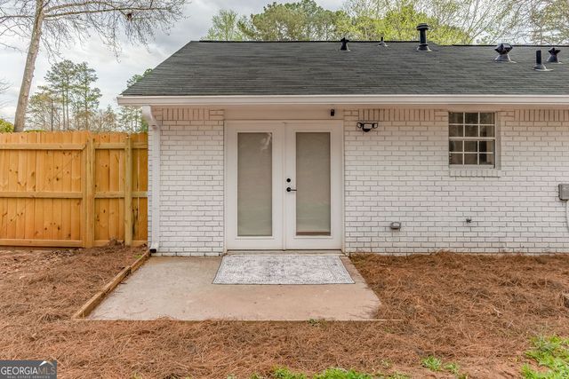 1 Brookfield Drive, Newnan, GA 30265